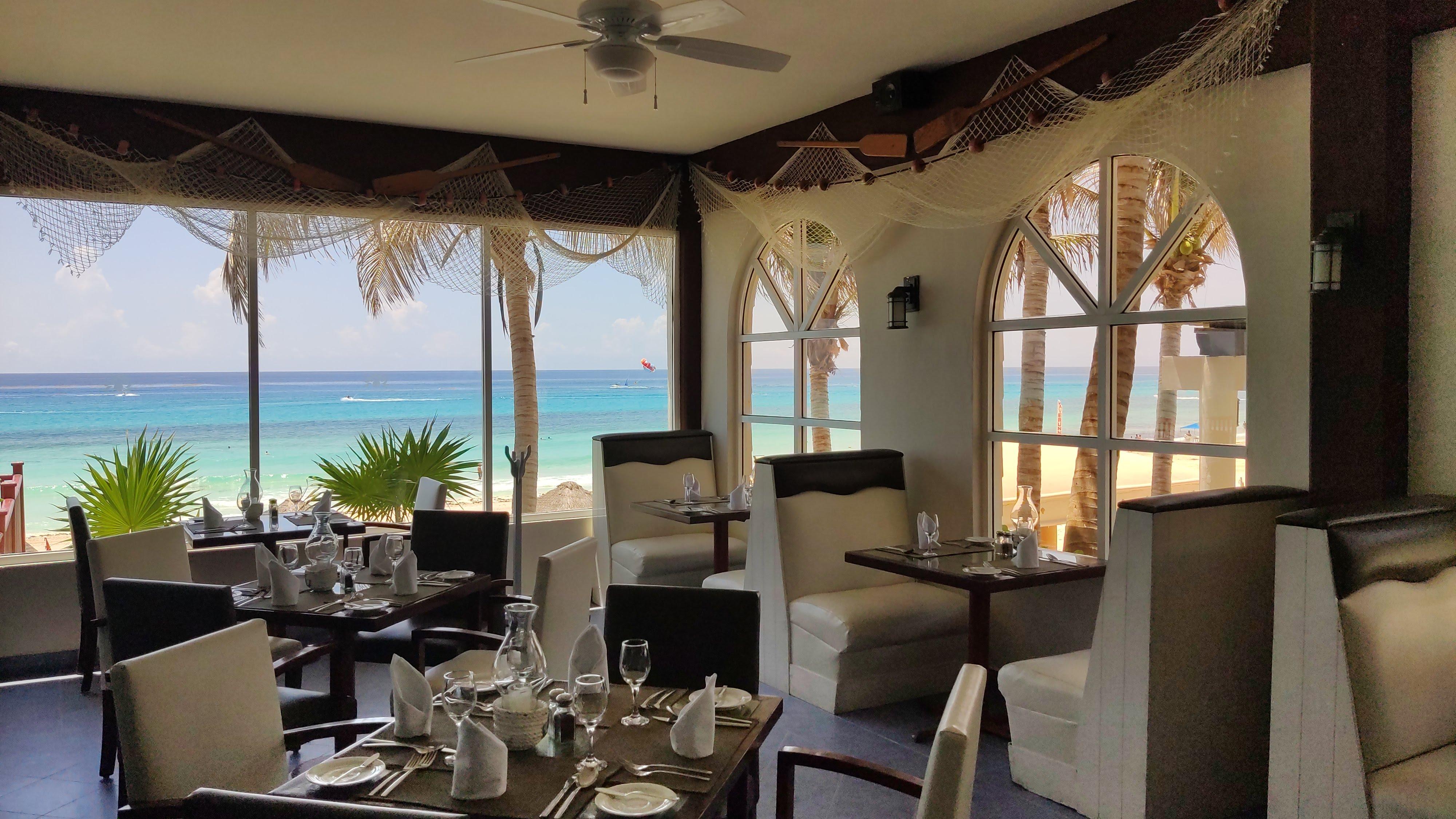 Golden Parnassus Resort & Spa (Adults Only) Канкун Экстерьер фото