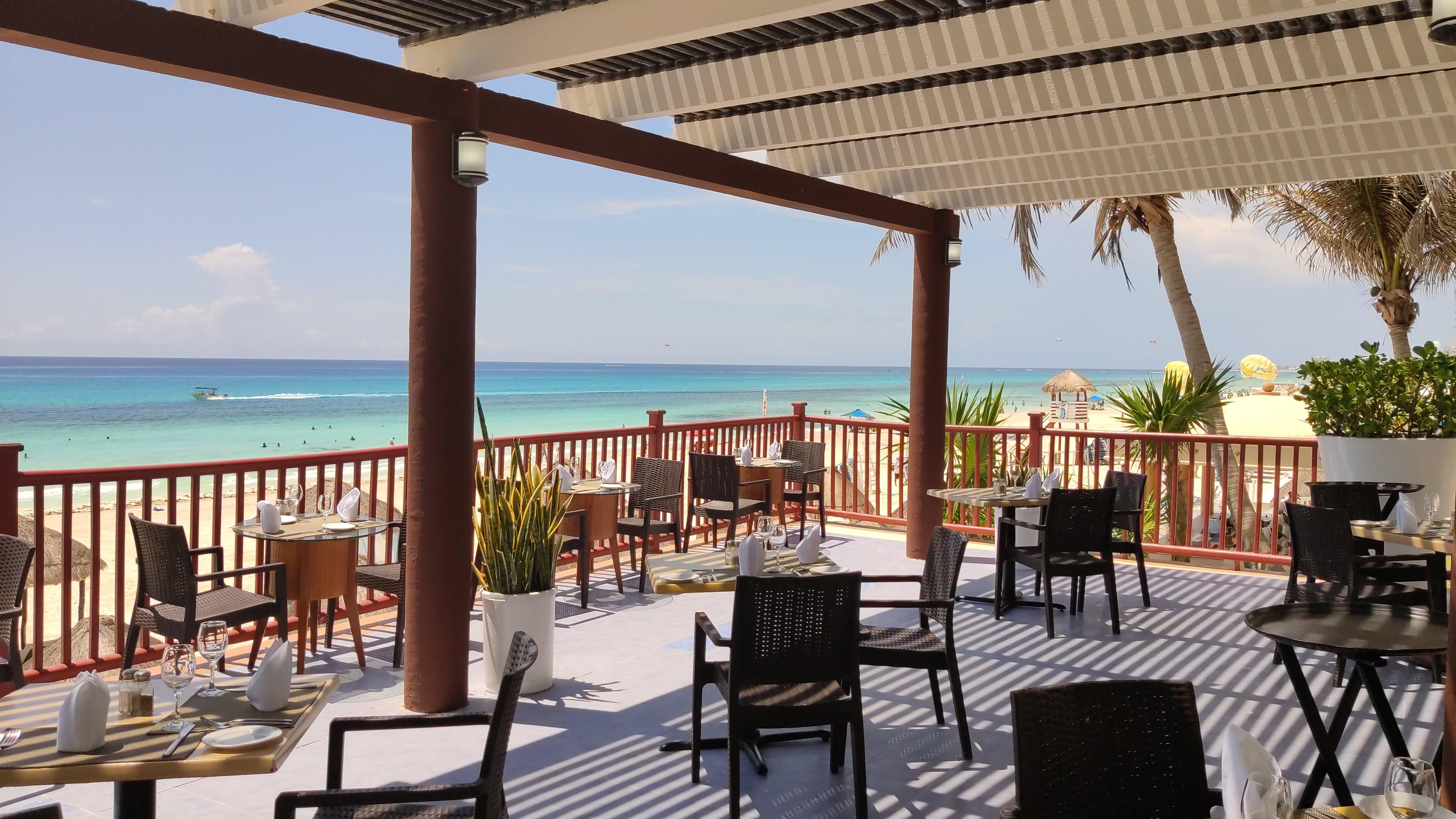 Golden Parnassus Resort & Spa (Adults Only) Канкун Экстерьер фото